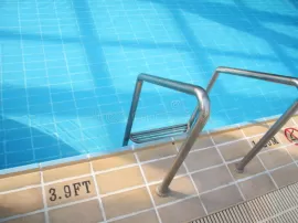 ¿Cómo medir la longitud y profundidad de tu piscina correctamente?
