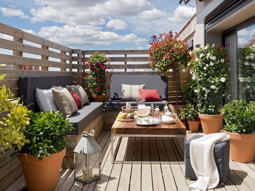 ¿Cuánto costaría poner solado de la terraza?